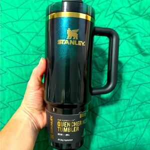 Stanley Wicked 30oz Elphaba Wicked For Good